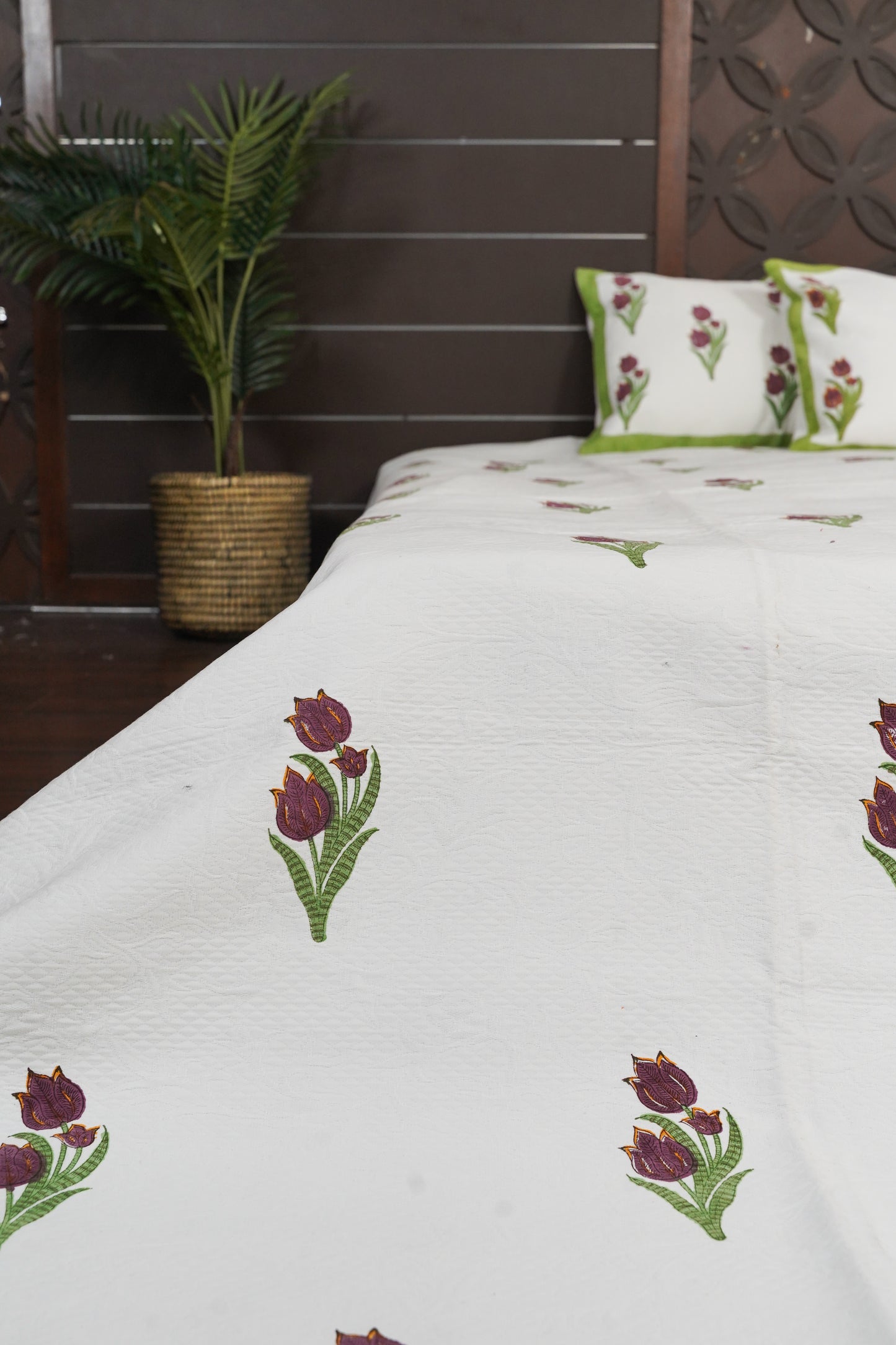 Periyar Cotton Bedspread - Shrub Boota