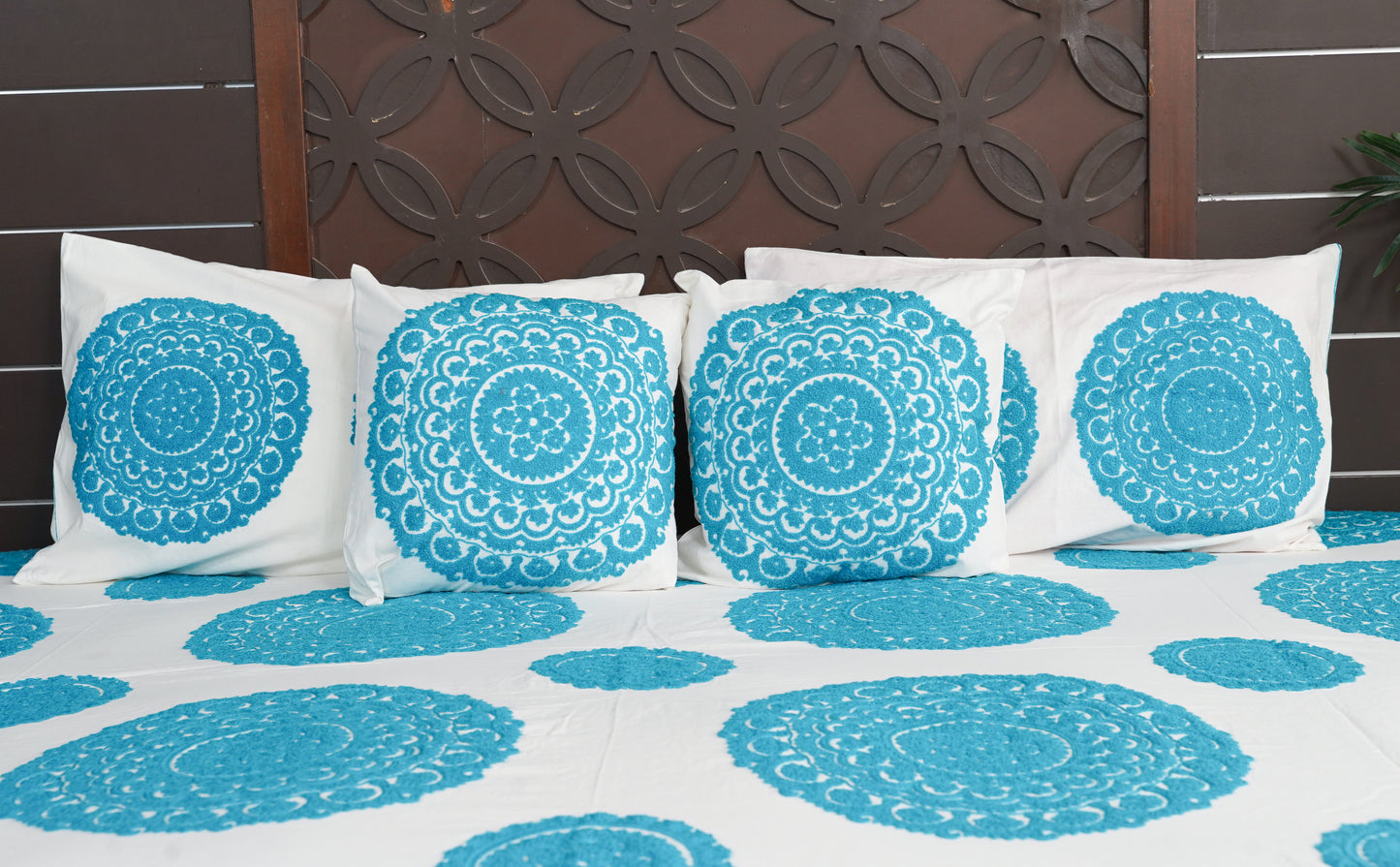 Mandala Suzani Bedcover - Baby Blue