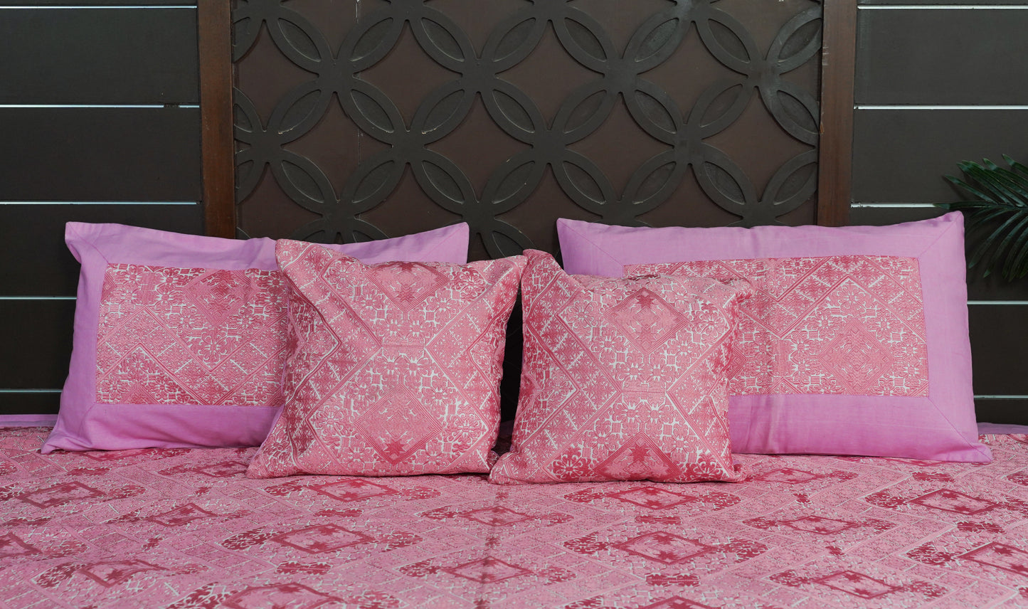 Swati silk embroidery bedcover - Pink