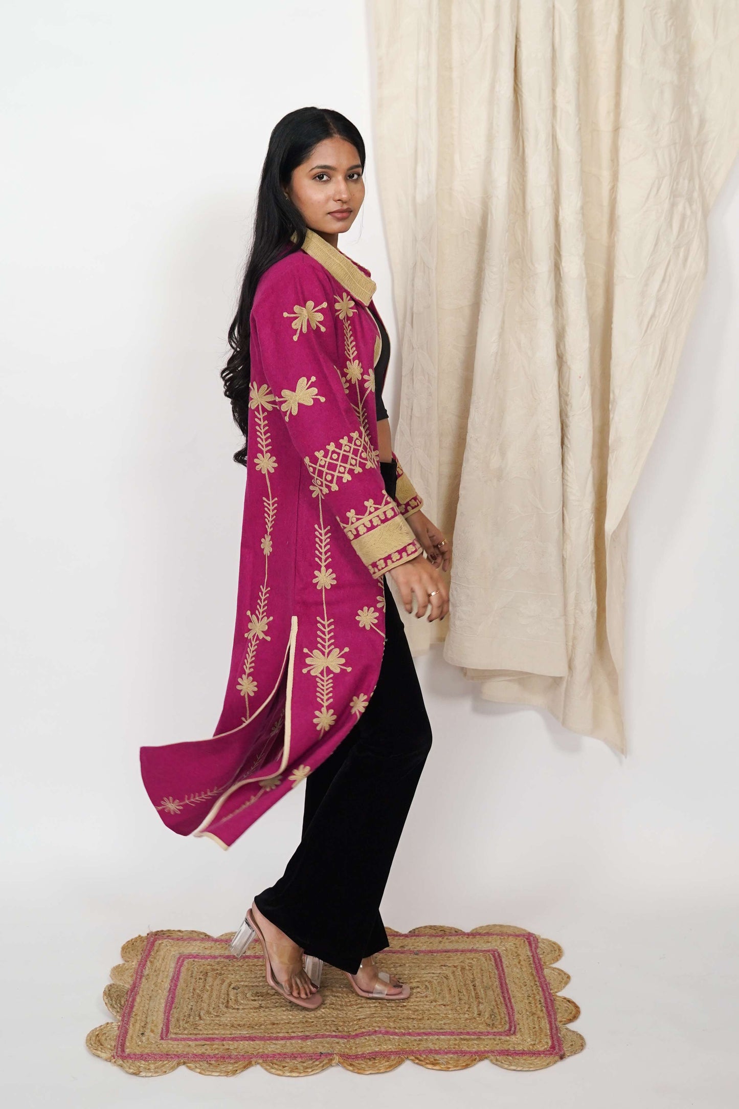 Adriana wool embroidery coat - Fusia