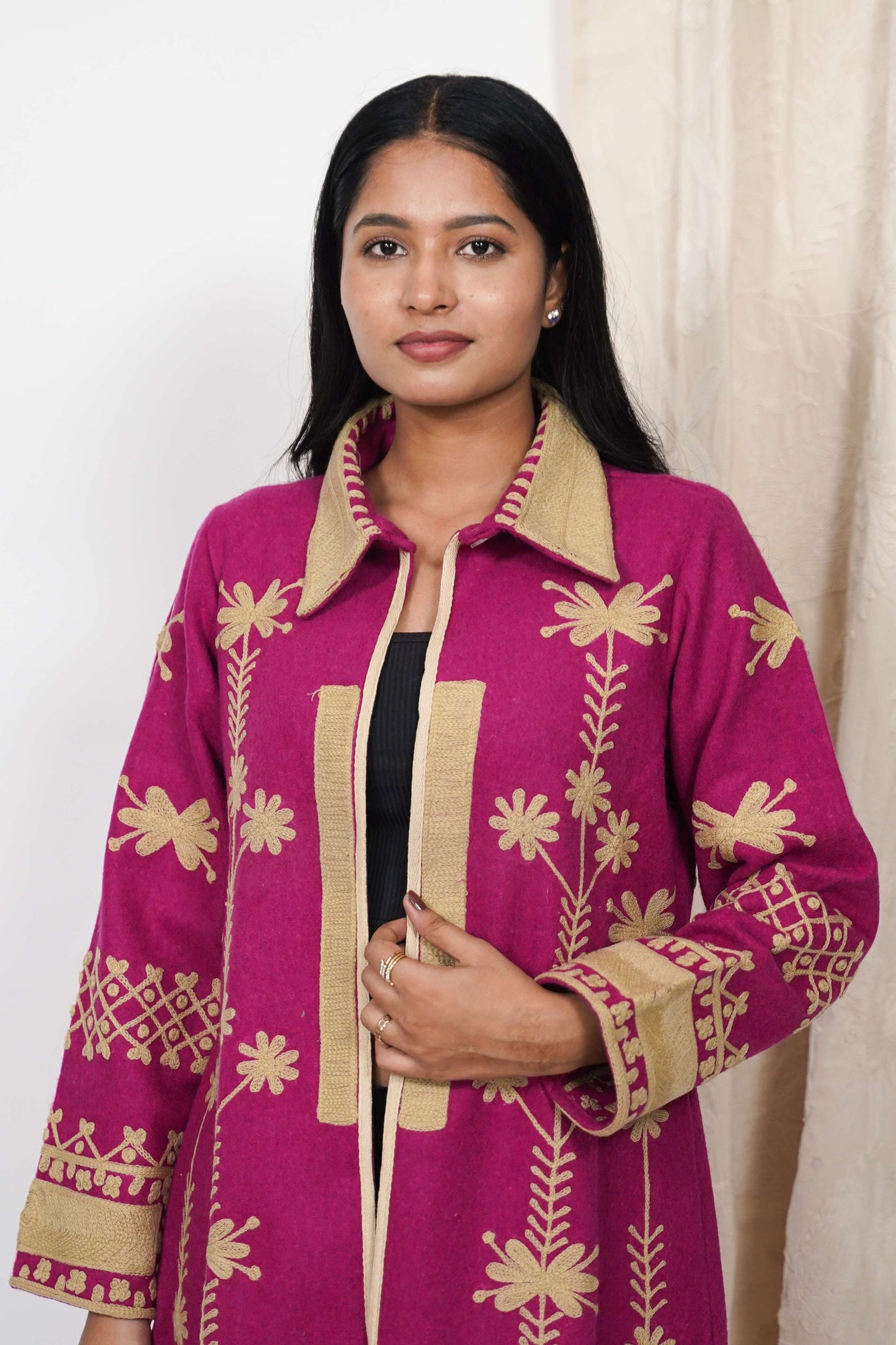 Adriana wool embroidery coat - Fusia