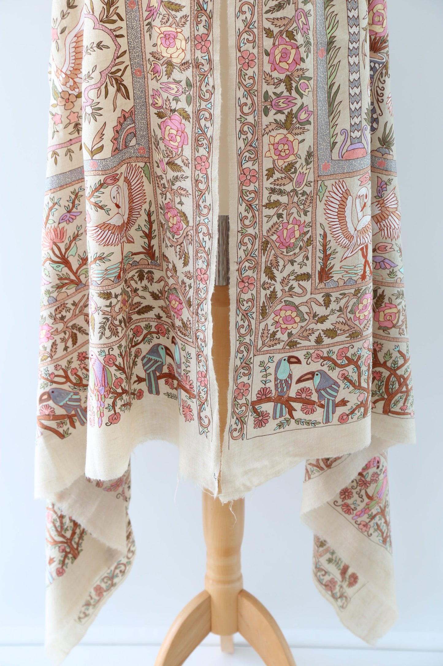 Meadow of Primitive Ivory Hand Embroidered Pashmina Shawl 'A walk in the Nature'