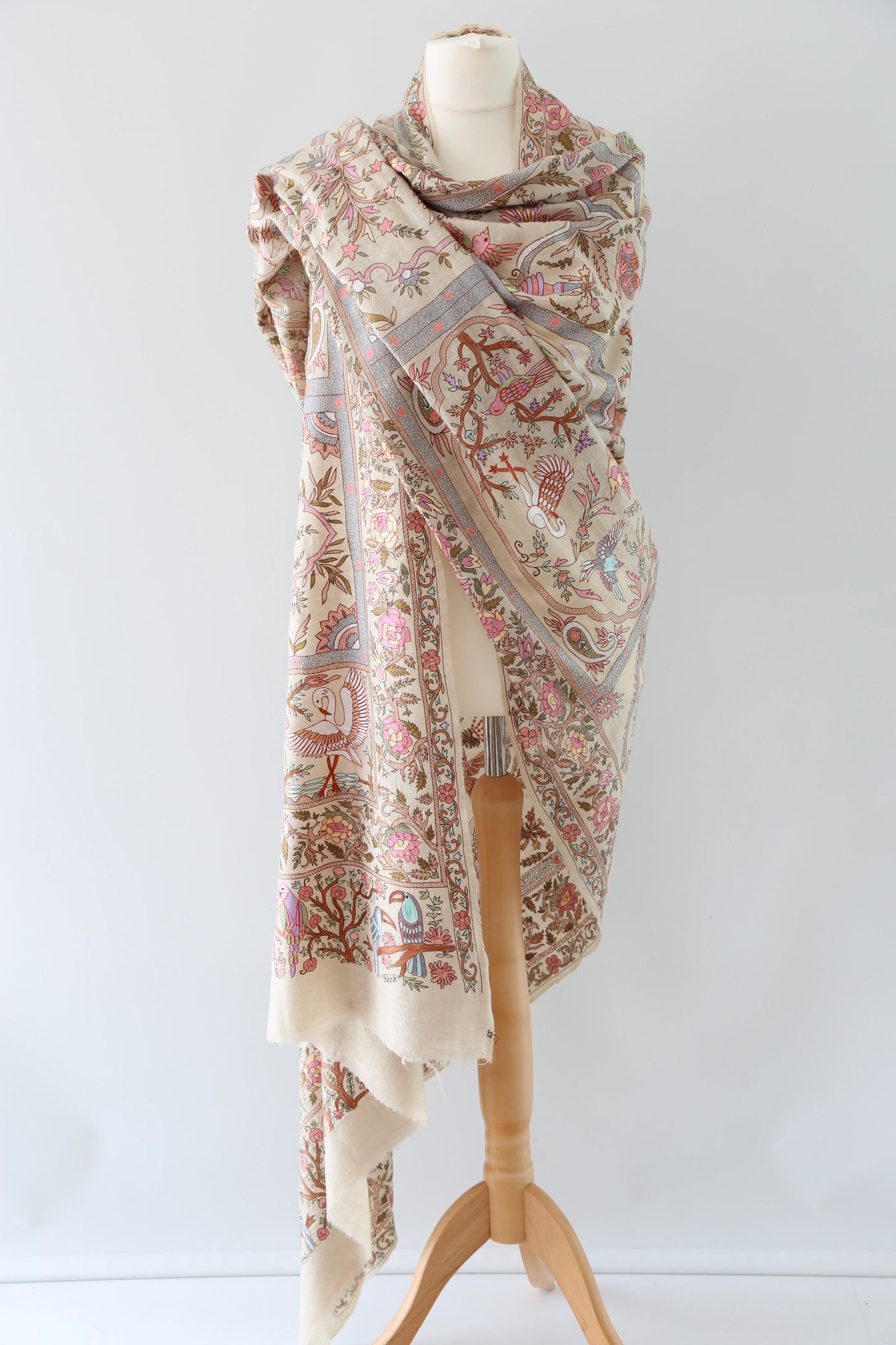 Meadow of Primitive Ivory Hand Embroidered Pashmina Shawl 'A walk in the Nature'