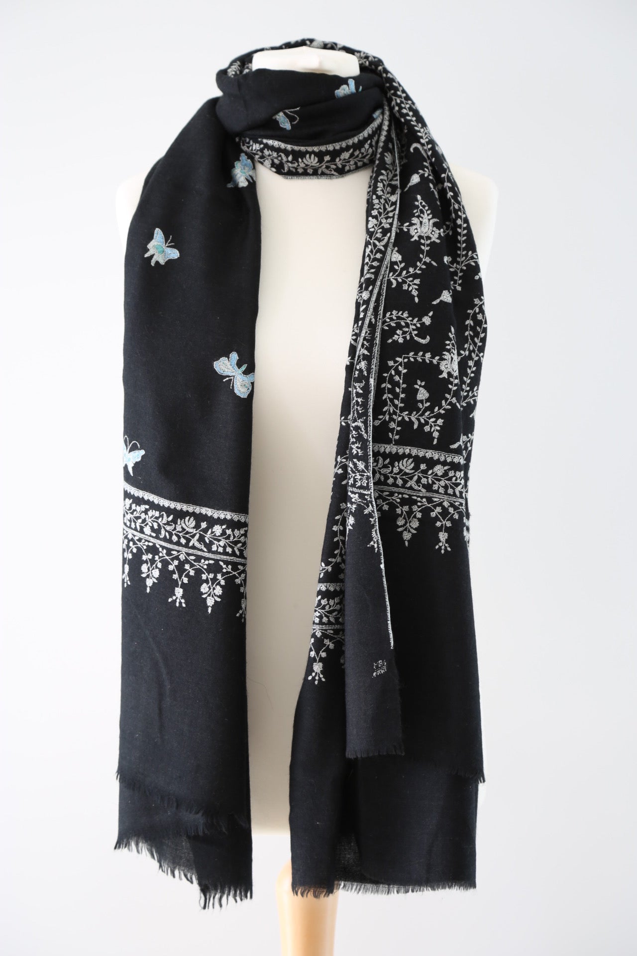 Sozni Hand Embroidered Cashmere Pashmina Black