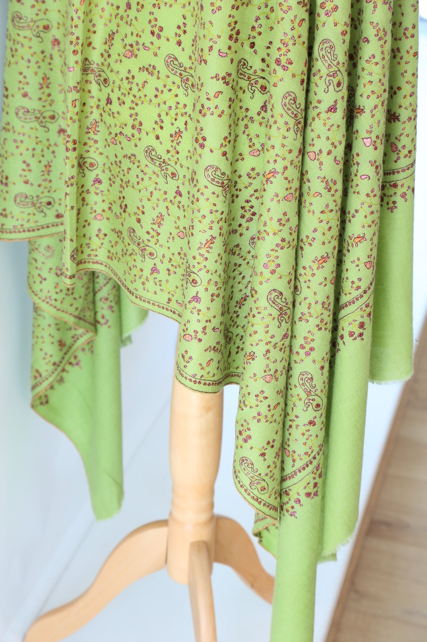 Sozni Hand Embroidered Pashmina Shawl Lime Green