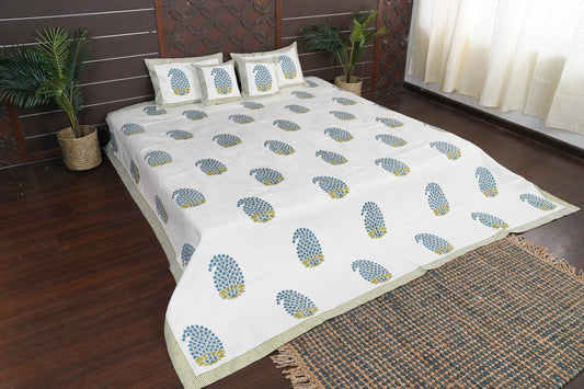 Periyar Cotton Bedspread - Paisley Boota