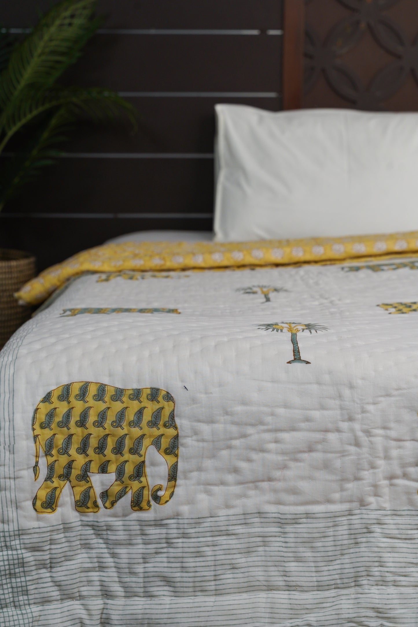 Haathi Palm Block Print Cotton Razai