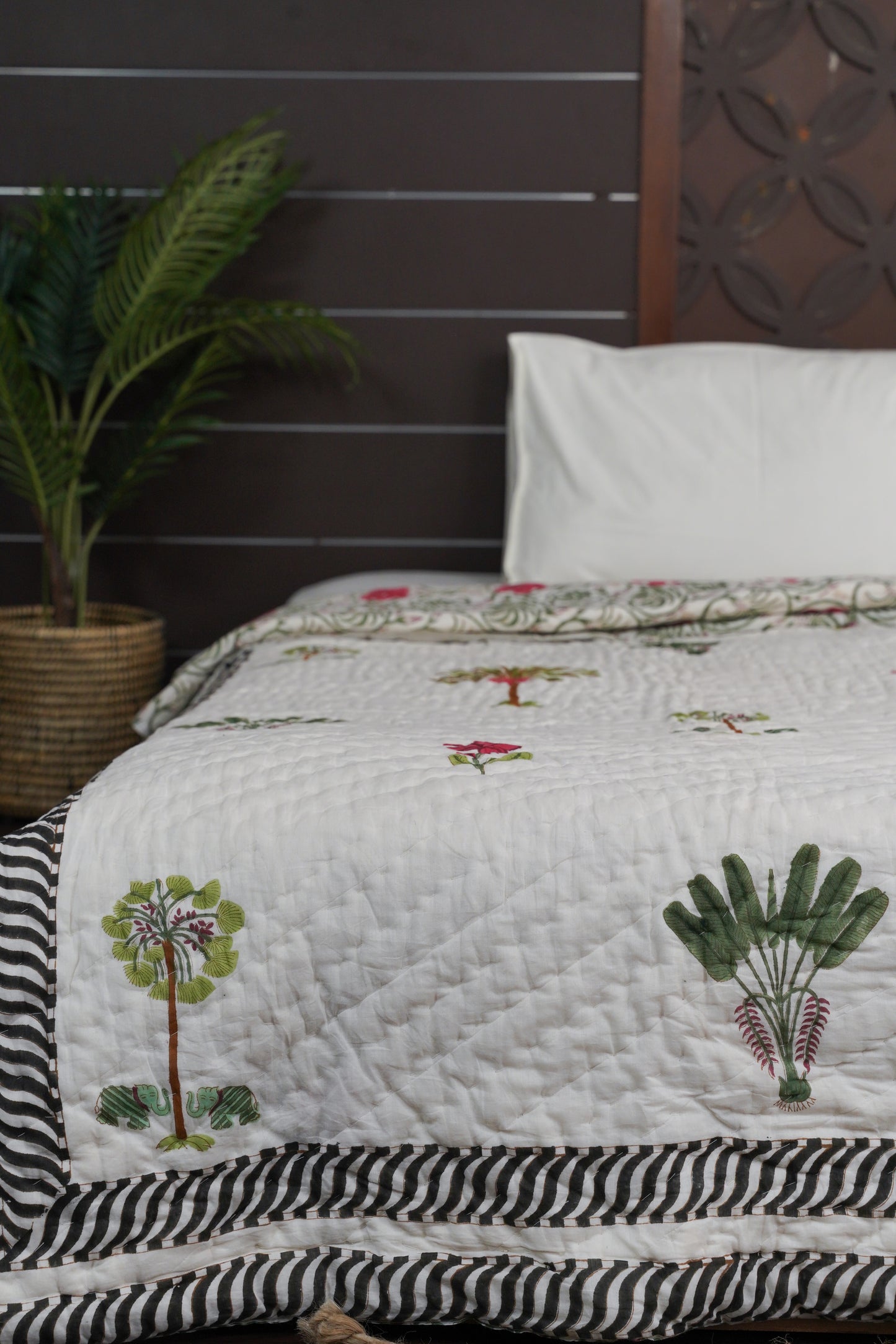 Palm Ghati Block Print Cotton Razai