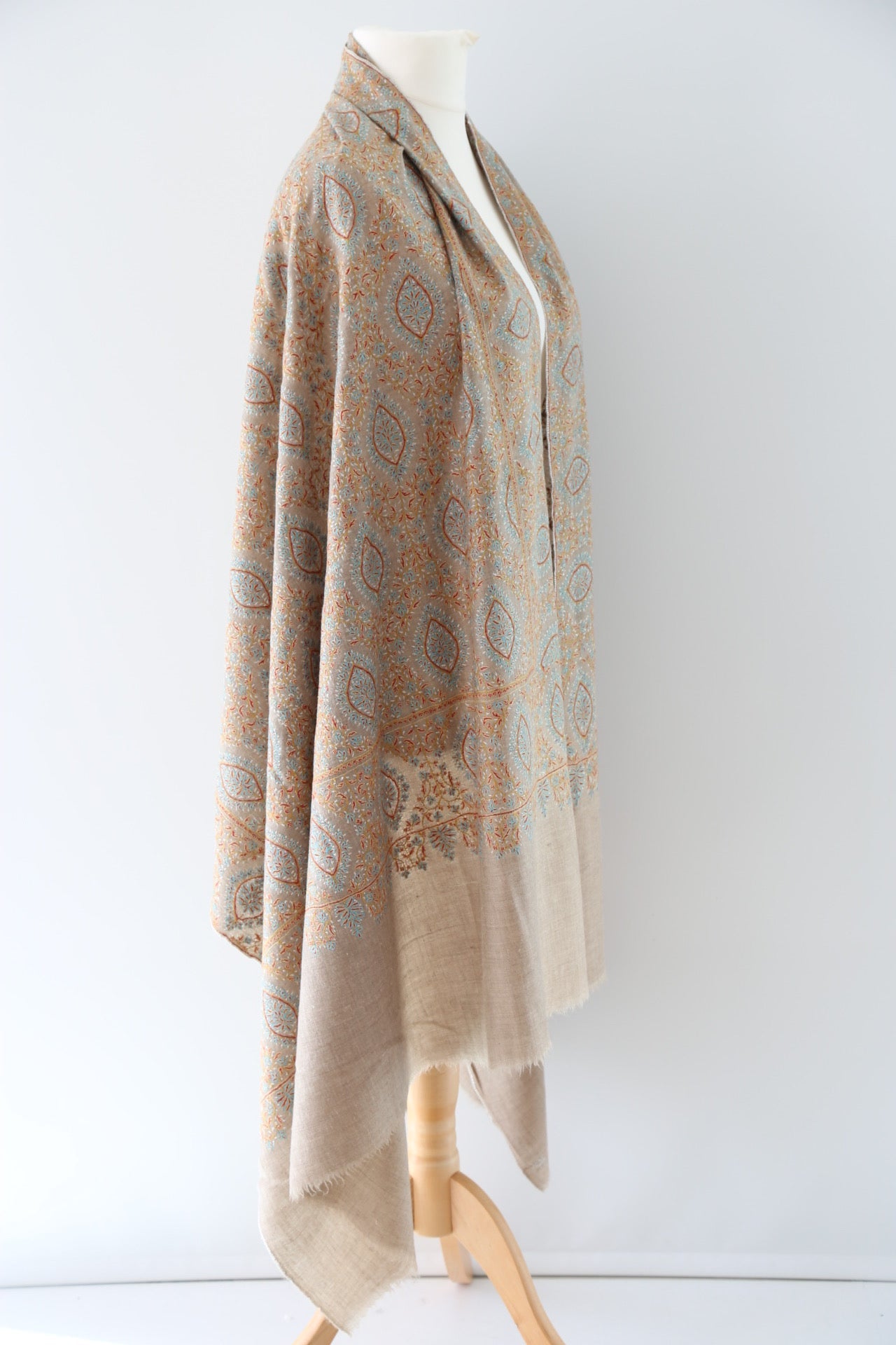 Jamawar-Jaal Kaal Series Hand Embroidered Pashmina Shawl Beige