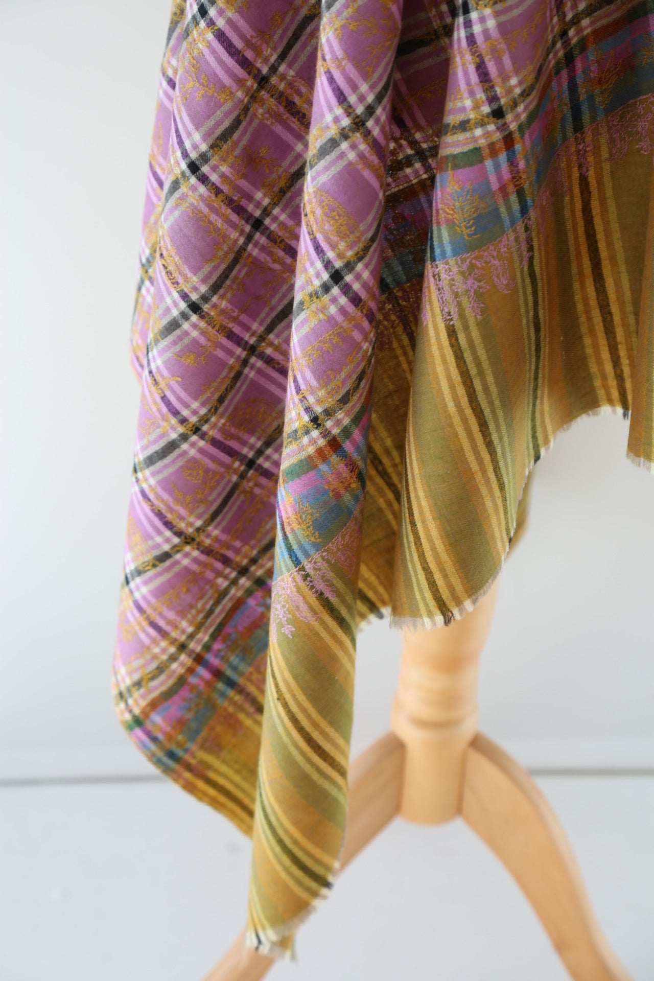 Kohinoor Check Hand Embroidered Pashmina Shawl