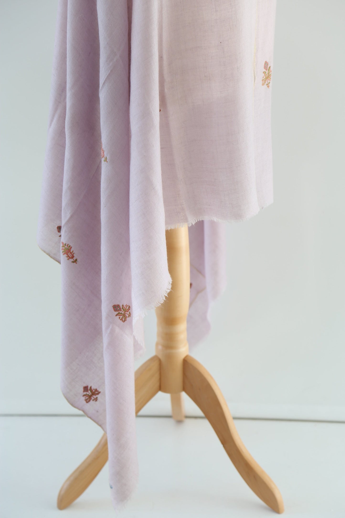 Light Pink Flower Motif Embroidery Pashmina Shawl